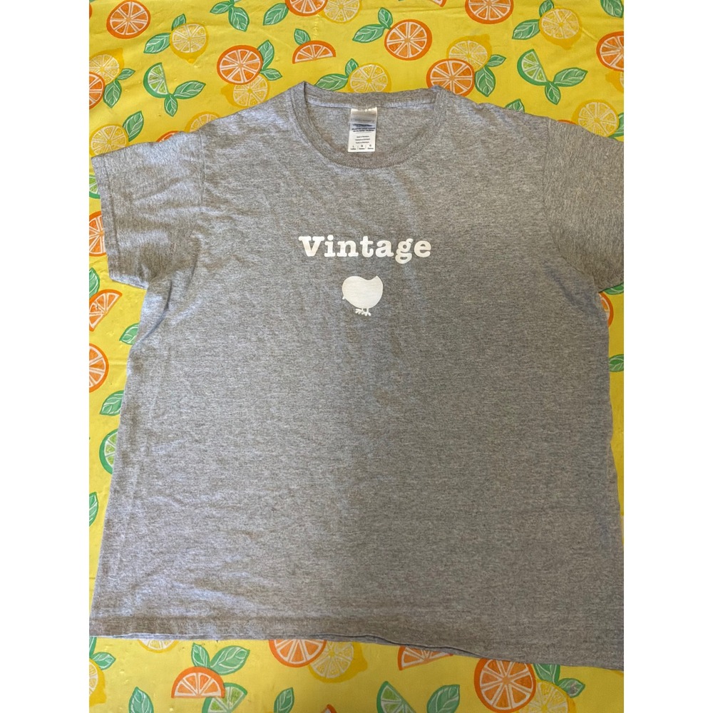 Casual Women Gildan Ultra Cotton Vintage Bird Graphic T-Shirt L Gray